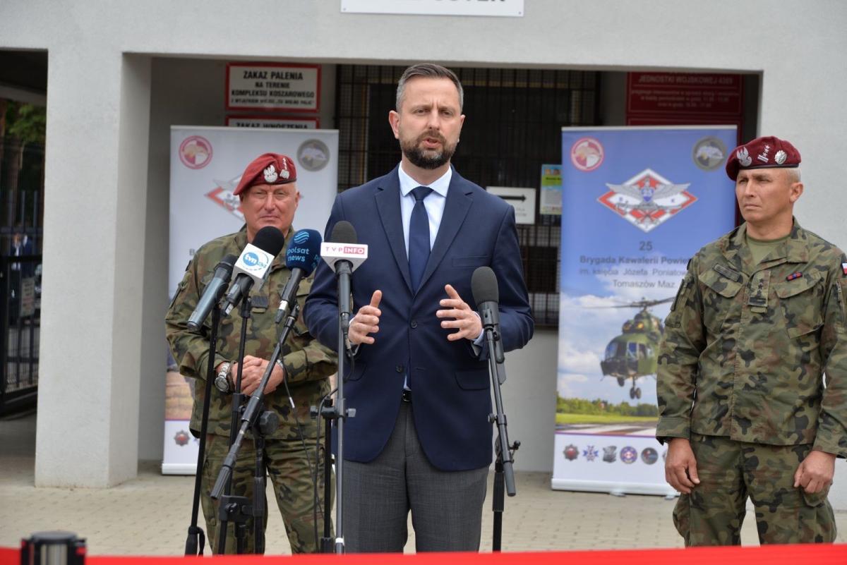 Польща готова збивати російські ракети: міністр оборони назвав головну умову для цього - 24d3a883e3191b327468c1cb2933cf55.jpeg