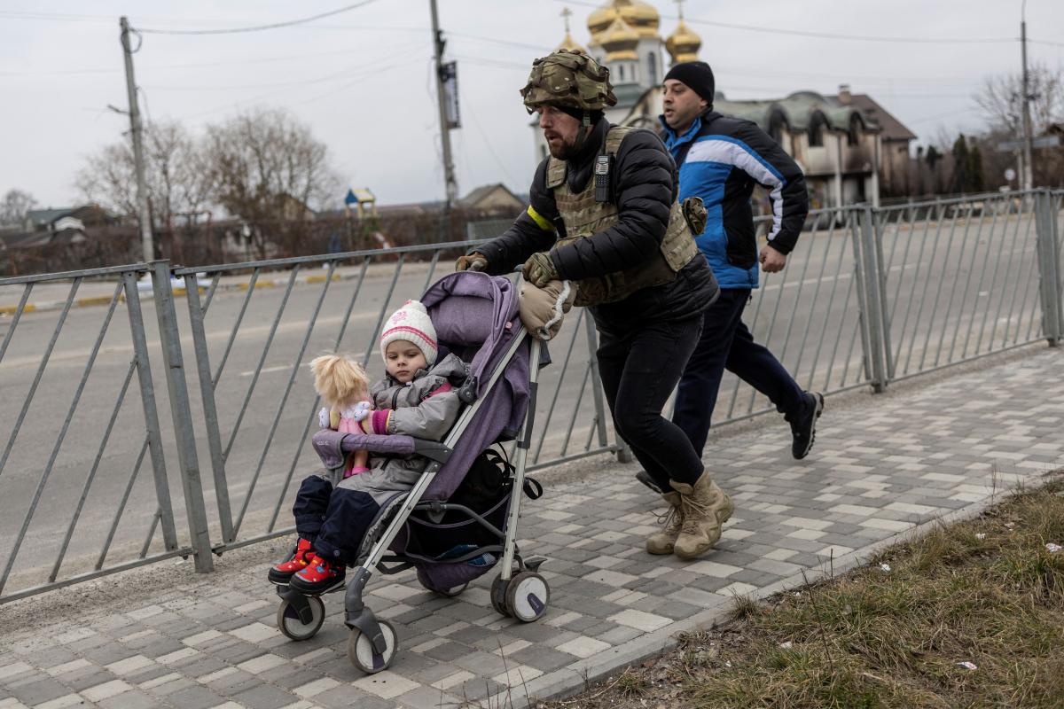 В Україні хочуть запровадити штрафи для батьків за відмову від евакуації дітей - d992498c5f7916b545dcaf3868610200.jpeg